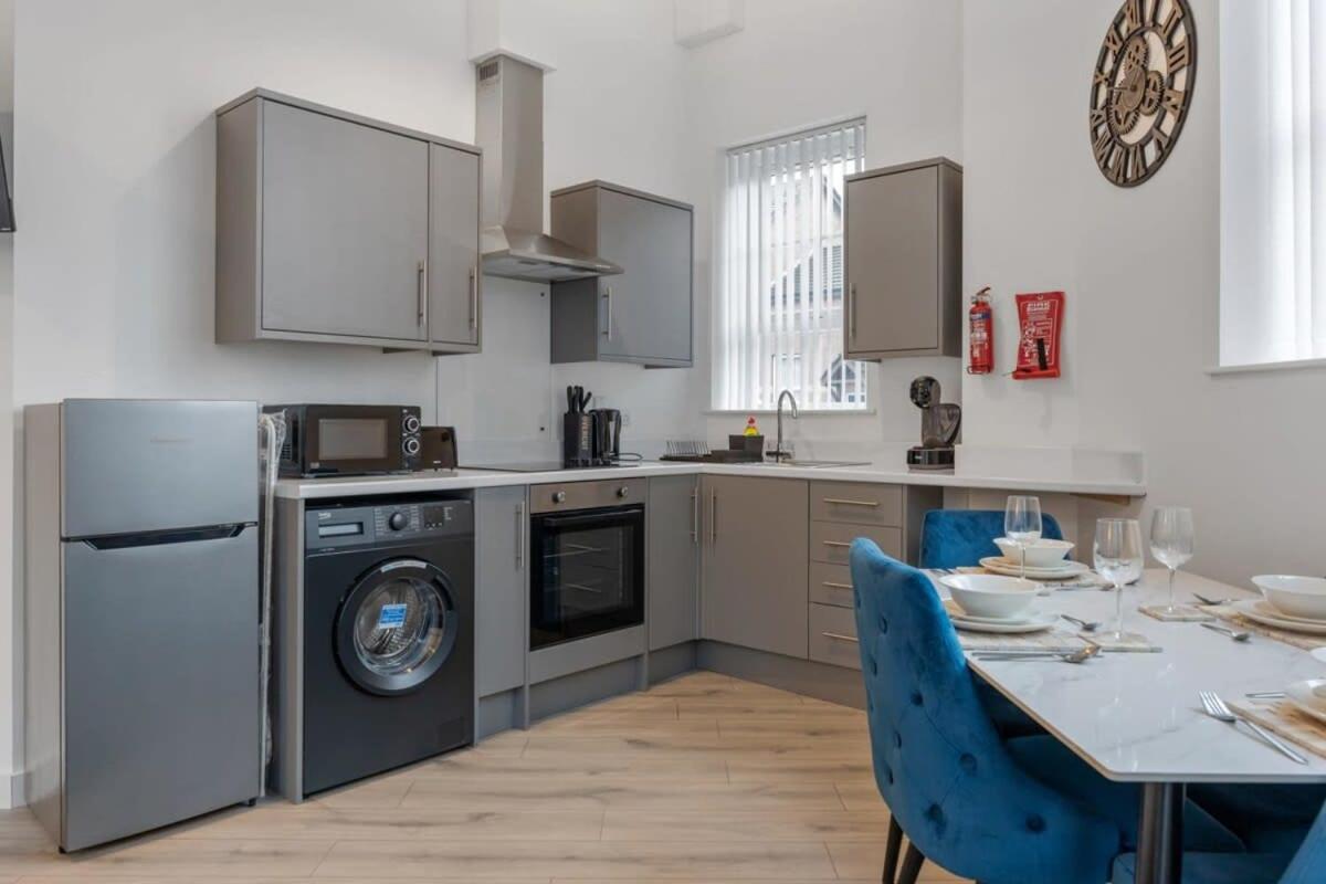Contemporary 2 Bed Apartment -Belfast East Village Екстер'єр фото