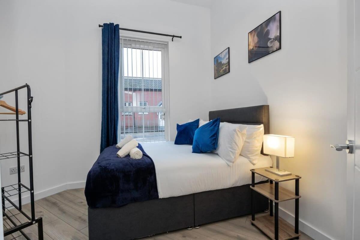 Contemporary 2 Bed Apartment -Belfast East Village Екстер'єр фото
