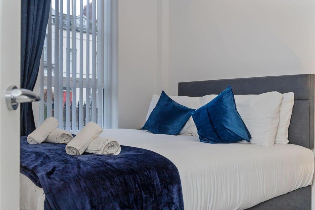 Contemporary 2 Bed Apartment -Belfast East Village Екстер'єр фото