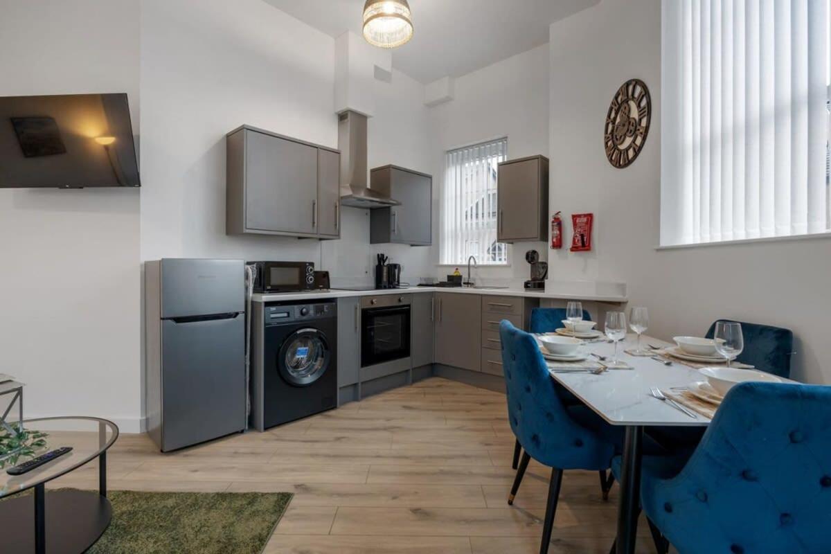 Contemporary 2 Bed Apartment -Belfast East Village Екстер'єр фото